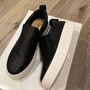 Lulu Black Crocodile